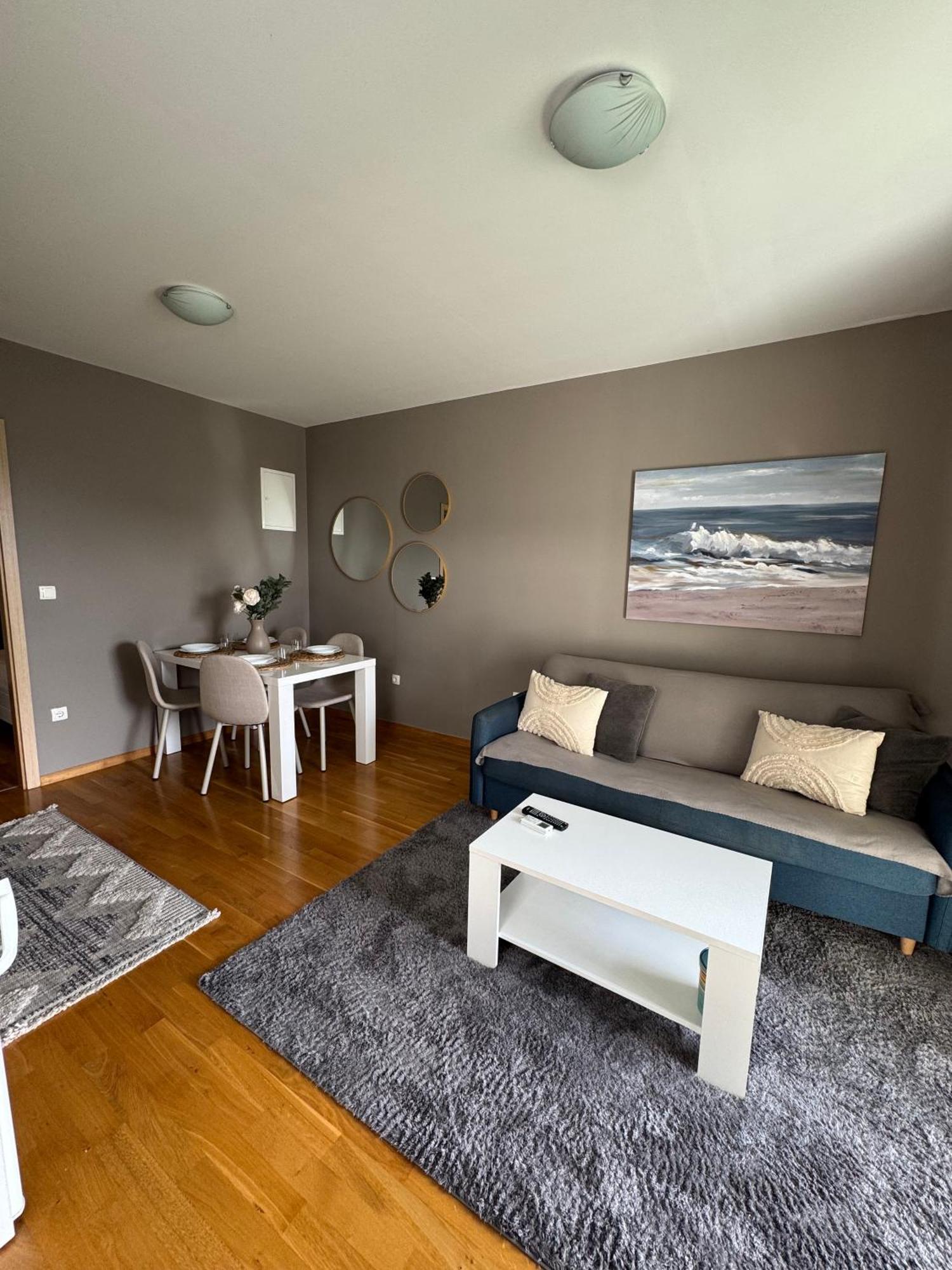 Apartment Tri Sunca Baska Voda Luaran gambar