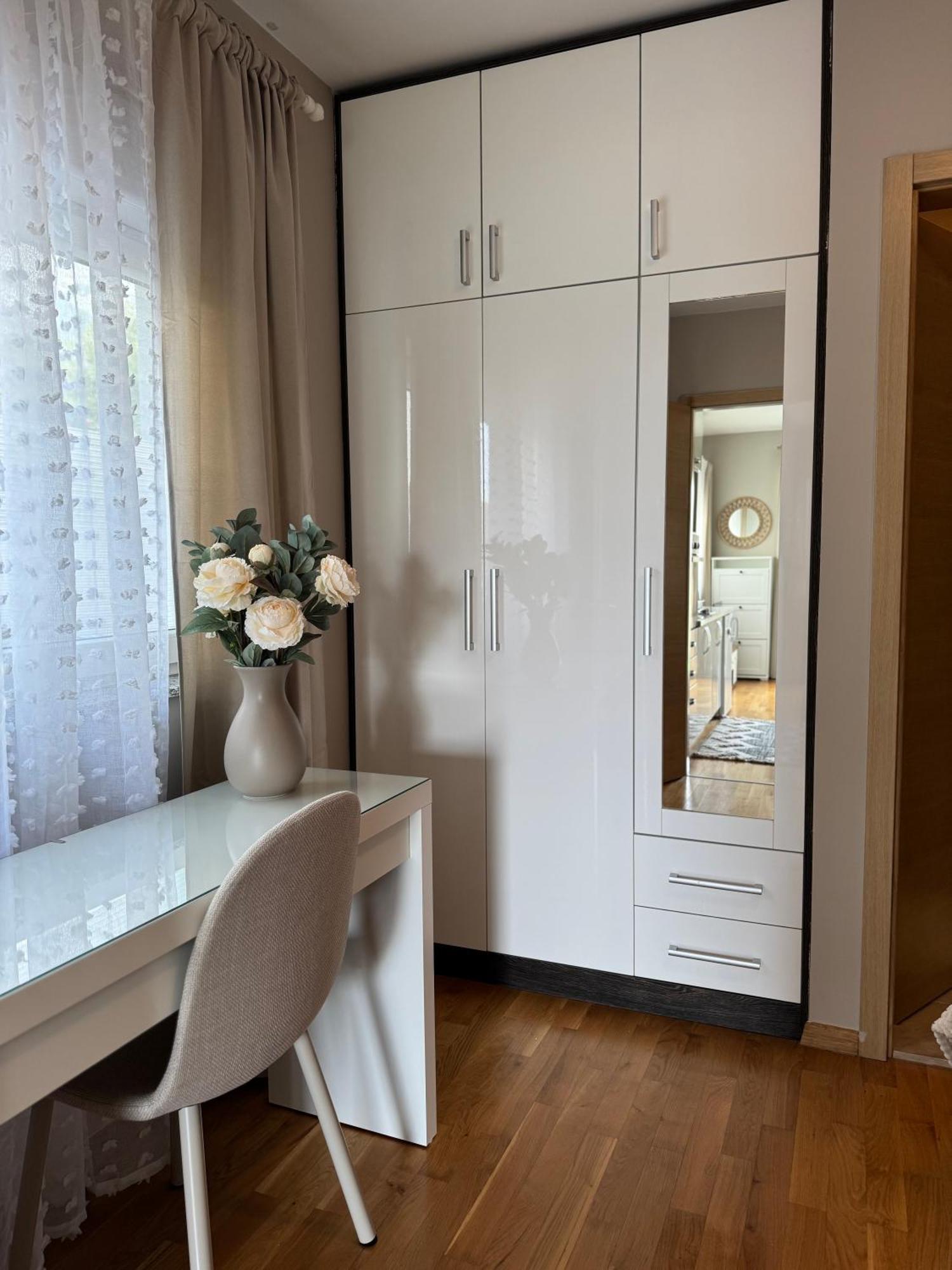 Apartment Tri Sunca Baska Voda Luaran gambar