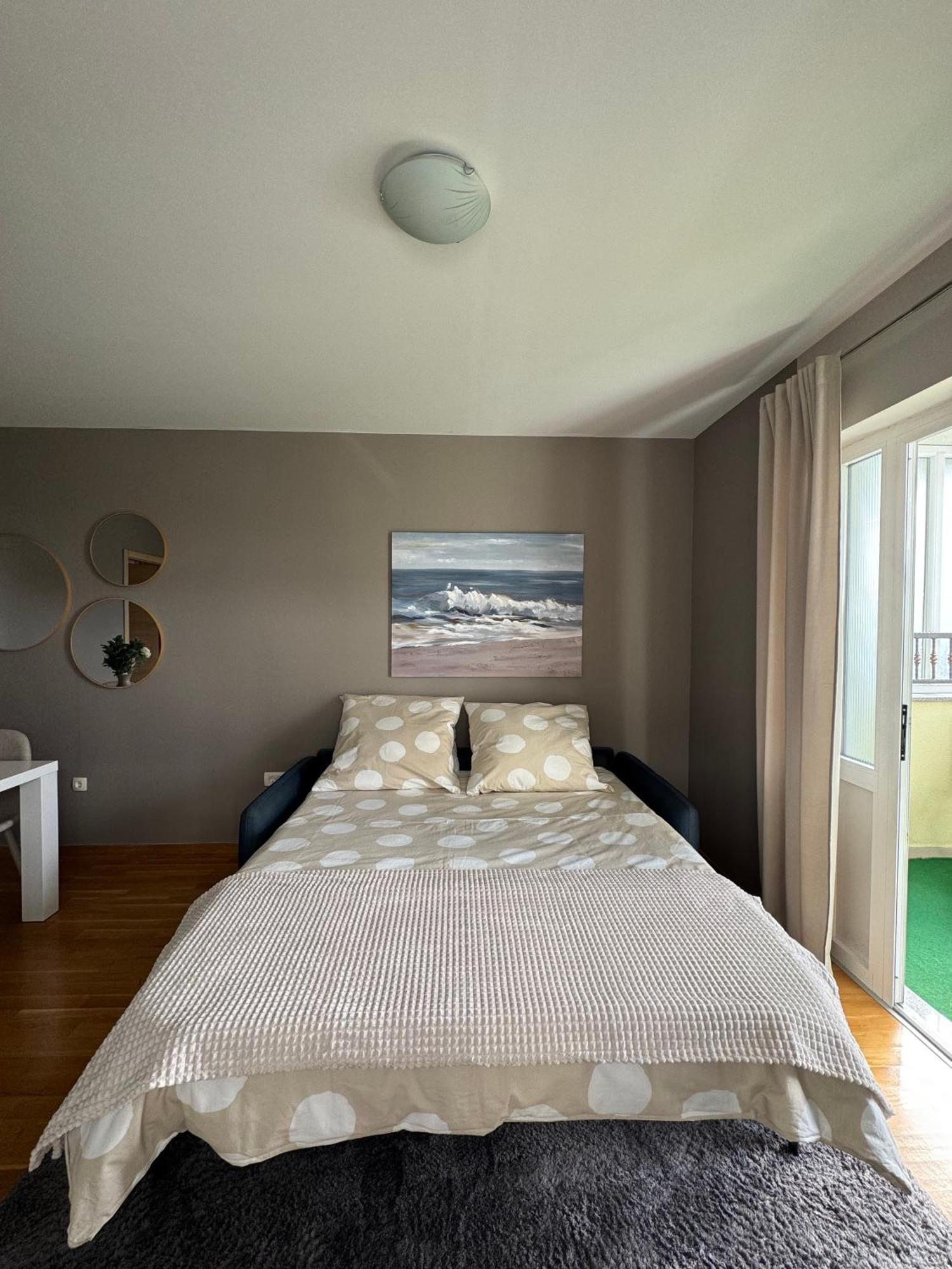 Apartment Tri Sunca Baska Voda Luaran gambar